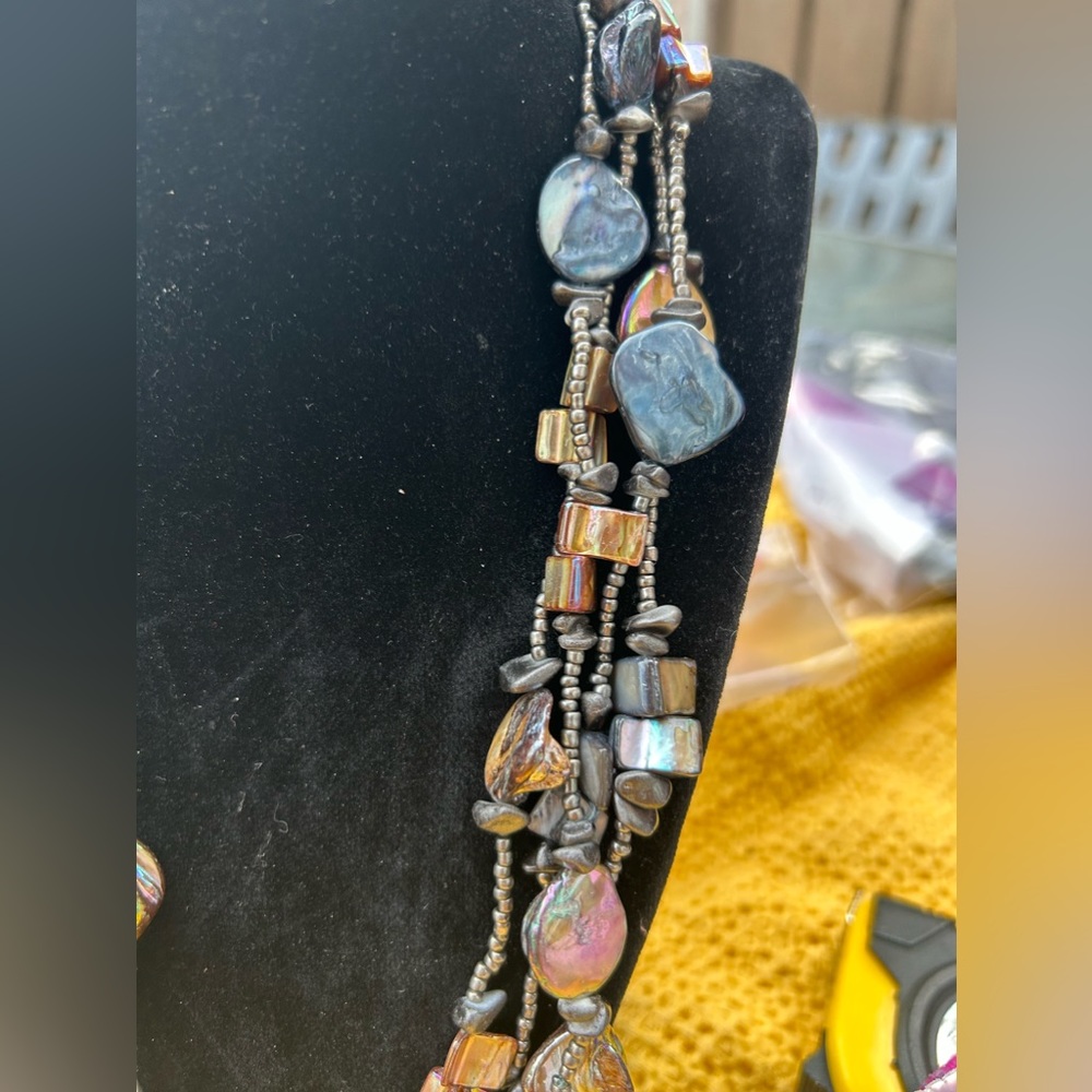 Nwot Beautiful Multi-Layer And Color Necklace 12”… - image 2